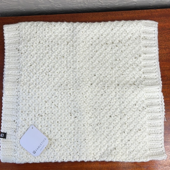 Fabletics Cowl Neck Scarf - Picture 4 of 6